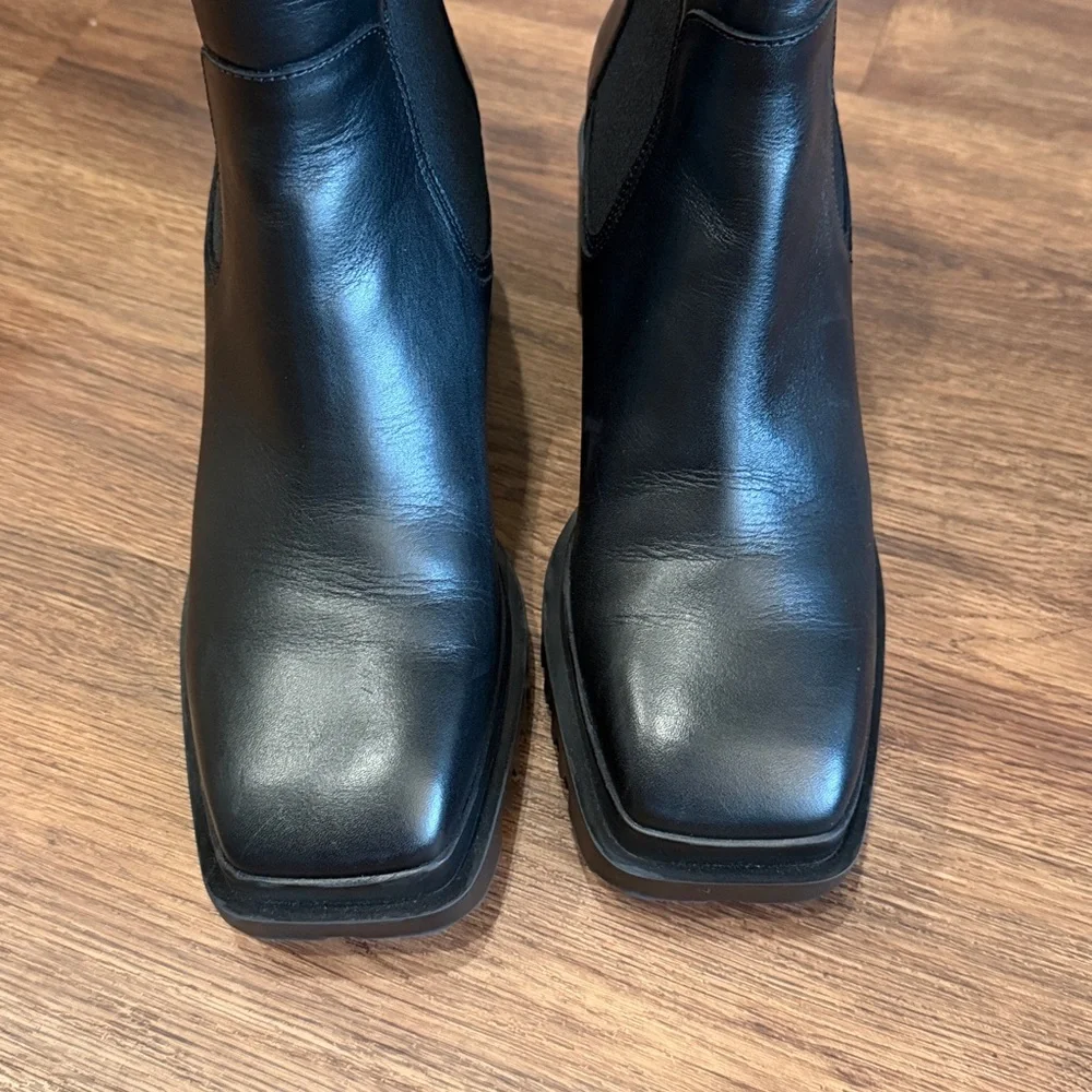 New All Saints Skarlet Chelsea Boots